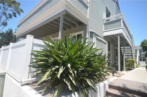 Photo of 10 Seaside Circle, Newport Beach, CA 92663 (MLS # NP26158040)