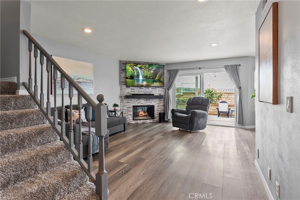 27971 Avenida Armijo