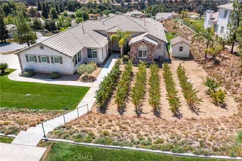 13010 Redwood Lane Yucaipa CA 92399