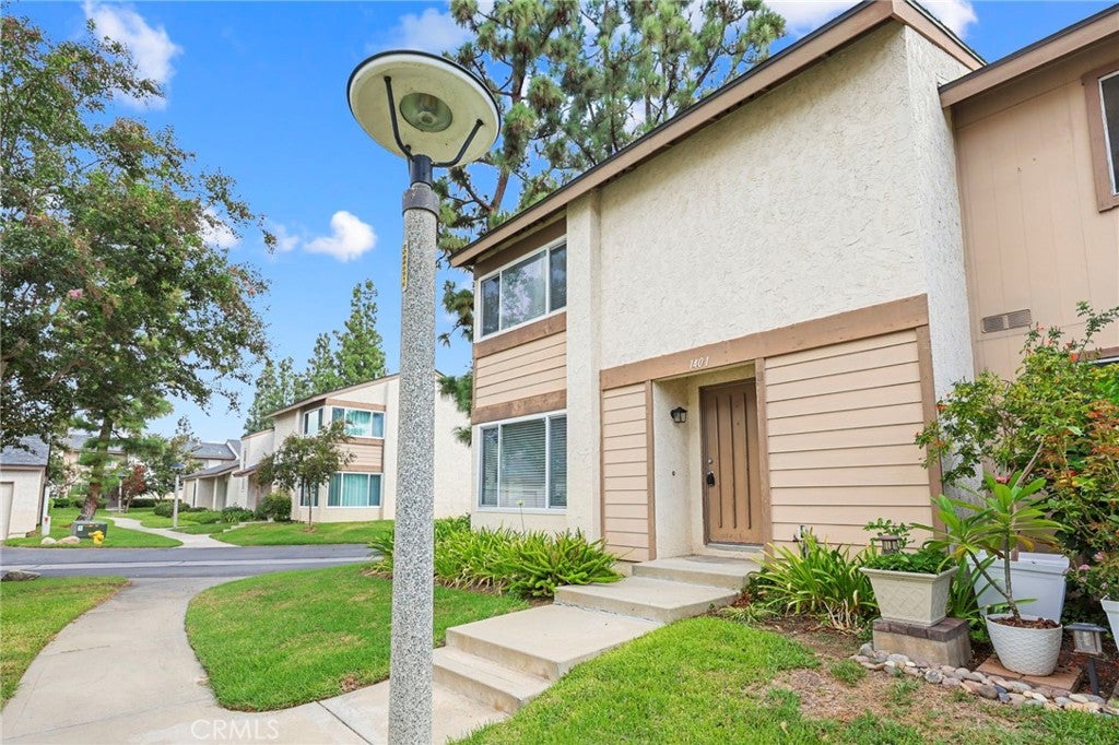 1401 Cheltenham Lane