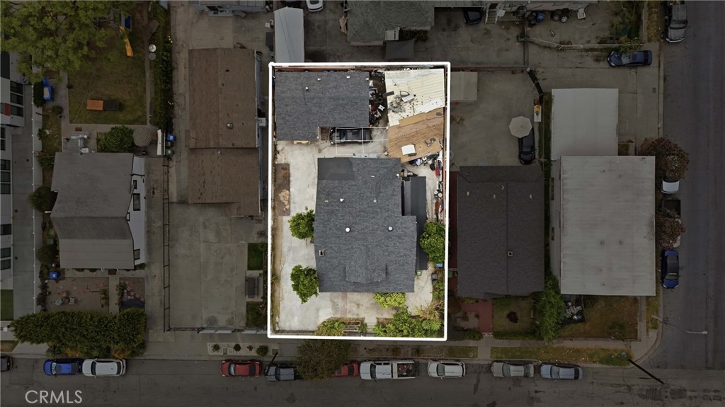 1472 W 37th Street