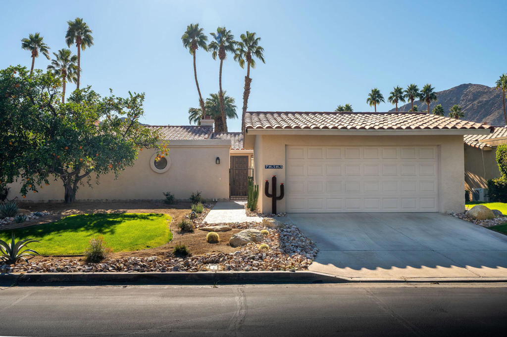 78585 Vista Del Sol
