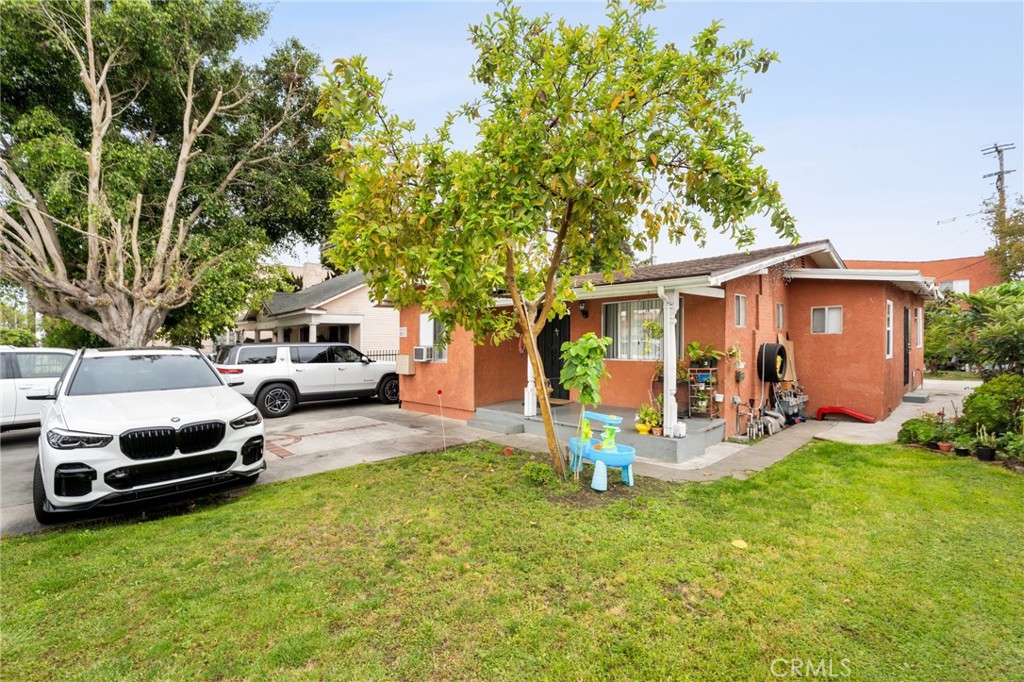 6727 Stafford Avenue
