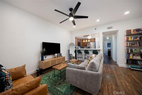 Photo of 720 W 4th St #110, Long Beach, CA 90802 (MLS # PW26127781)