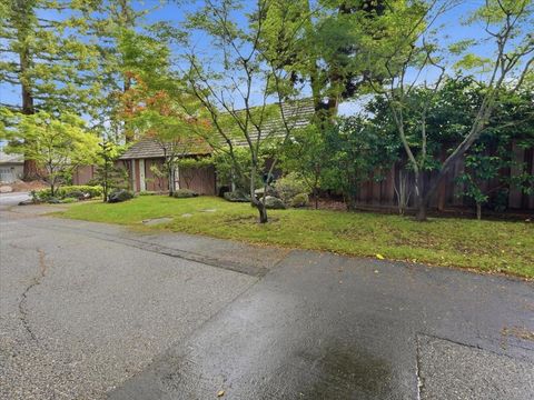 Photo of Los Altos, CA 94022 (MLS # ML82046741)