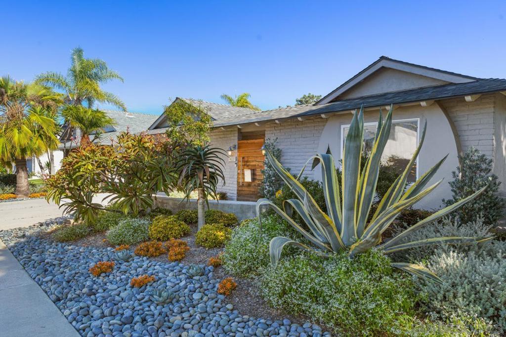A luxury rental that is Modern, Refined, and Elevated. This highly updated and remodeled single-story home is perfectly perched on a quiet street in the coastal community of Del Mar. A sun-drenched yard with a pool and plenty of space to entertain your family and friends all while you gaze out to the impressive and mountainous back-country views. The main bedroom suite has a huge walk-in closet and a Modern Spa-like bathroom. Conveniently located to Del Mar Hills Elementary, Del Mar Village Shopping District, Restaurants, World Famous Beaches. Live life Beautifully!