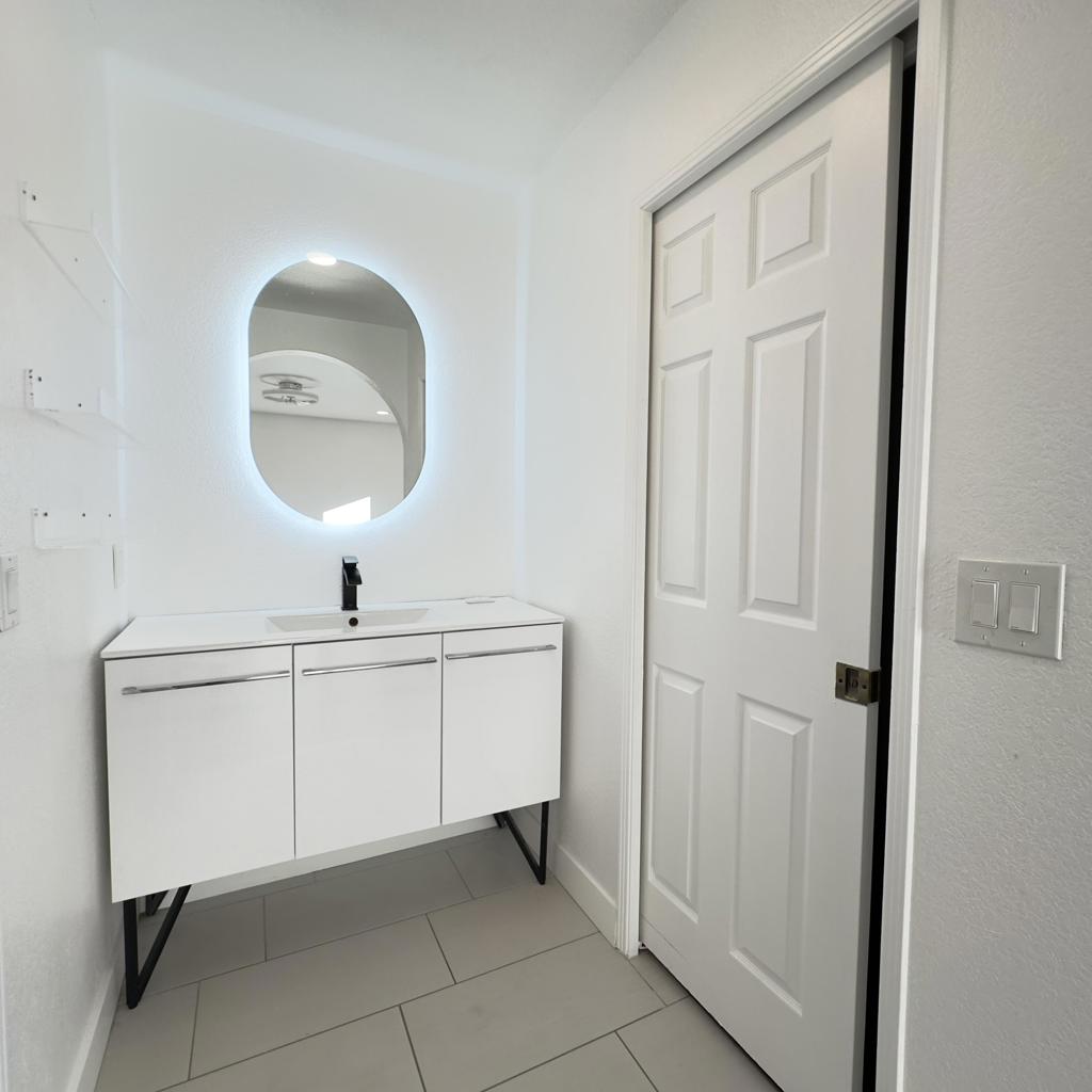 Shadow Crest - Residential Lease