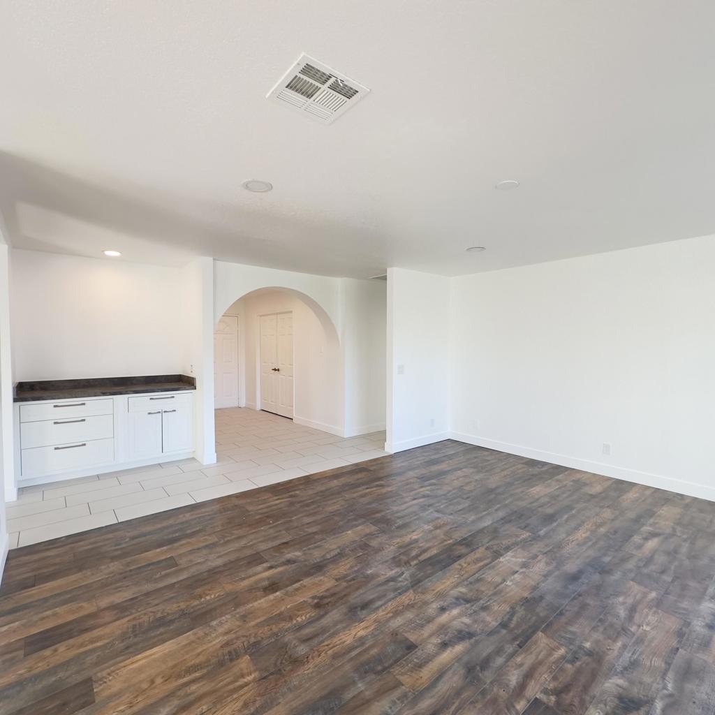 Shadow Crest - Residential Lease