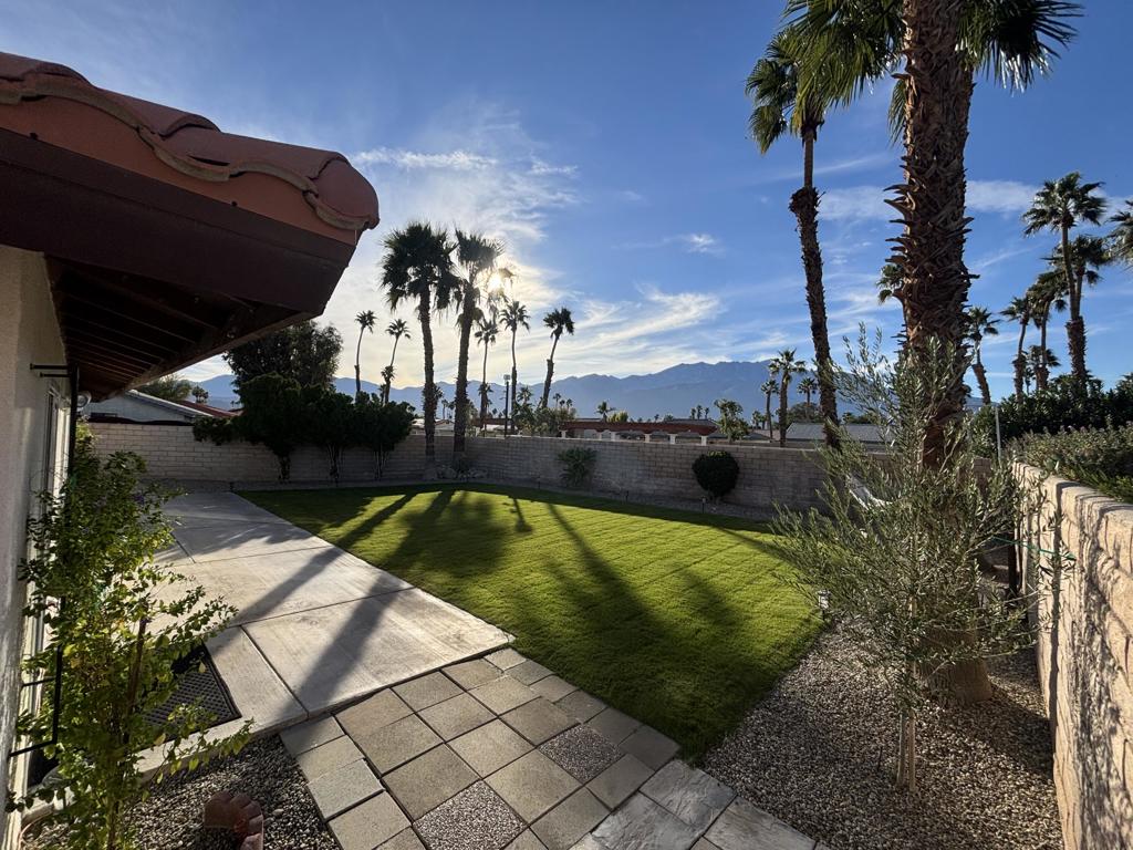 Shadow Crest - Residential Lease