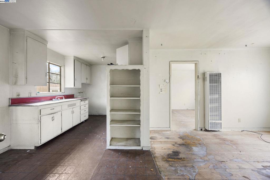 SOUTH BERKELEY - Residential Income