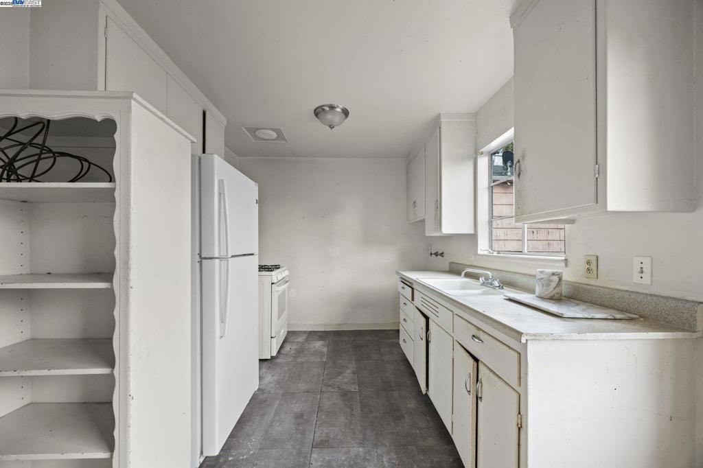 SOUTH BERKELEY - Residential Income