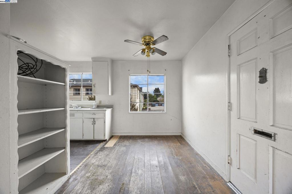SOUTH BERKELEY - Residential Income
