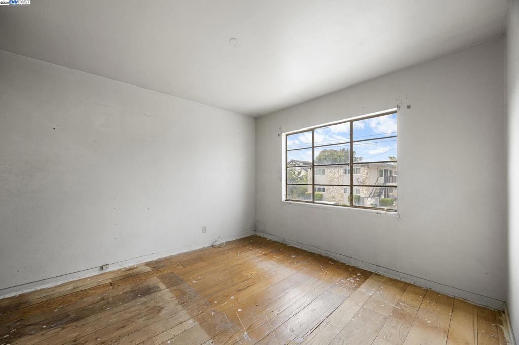 SOUTH BERKELEY - Residential Income