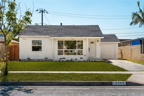 Photo of 15409 Dumont Avenue, Norwalk, CA 90650 (MLS # SB26103620)