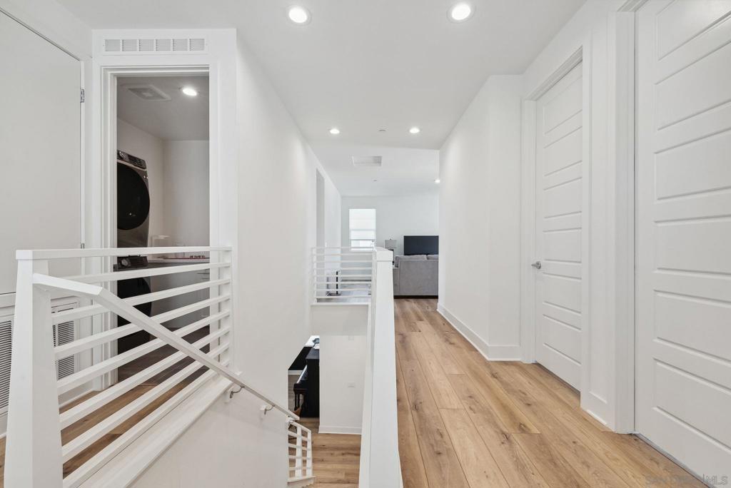 Mira Mesa - Residential