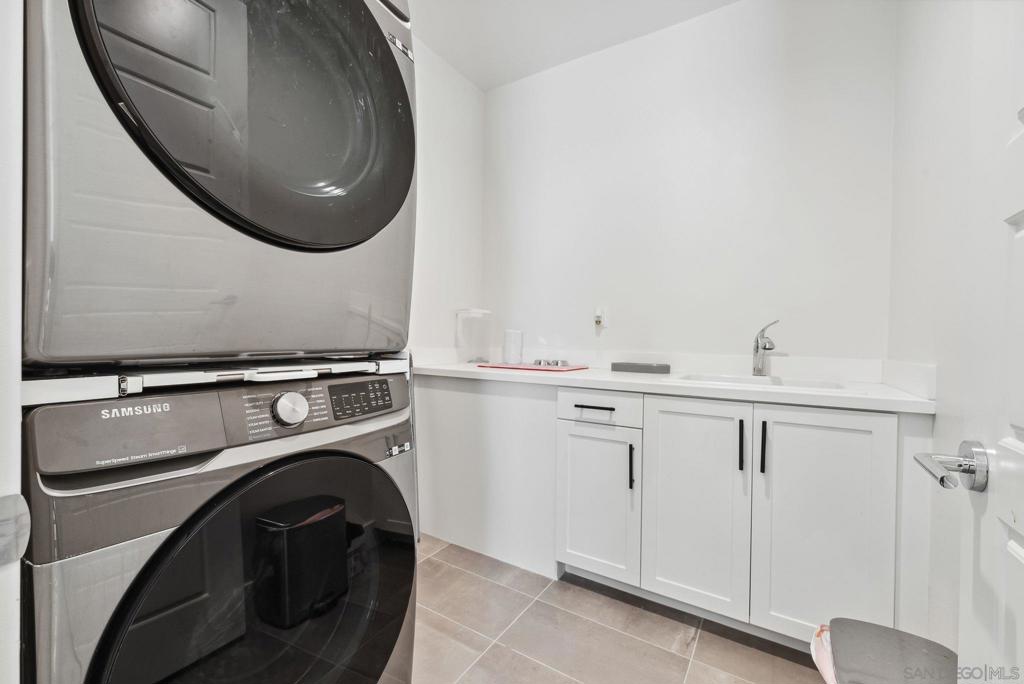 Mira Mesa - Residential