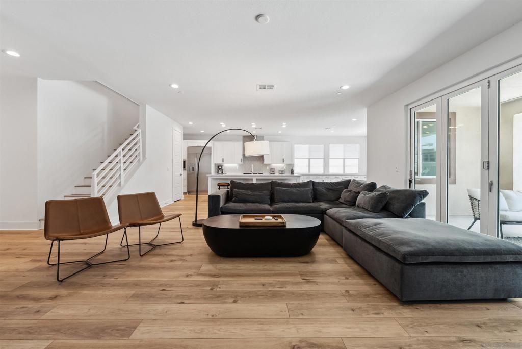 Mira Mesa - Residential