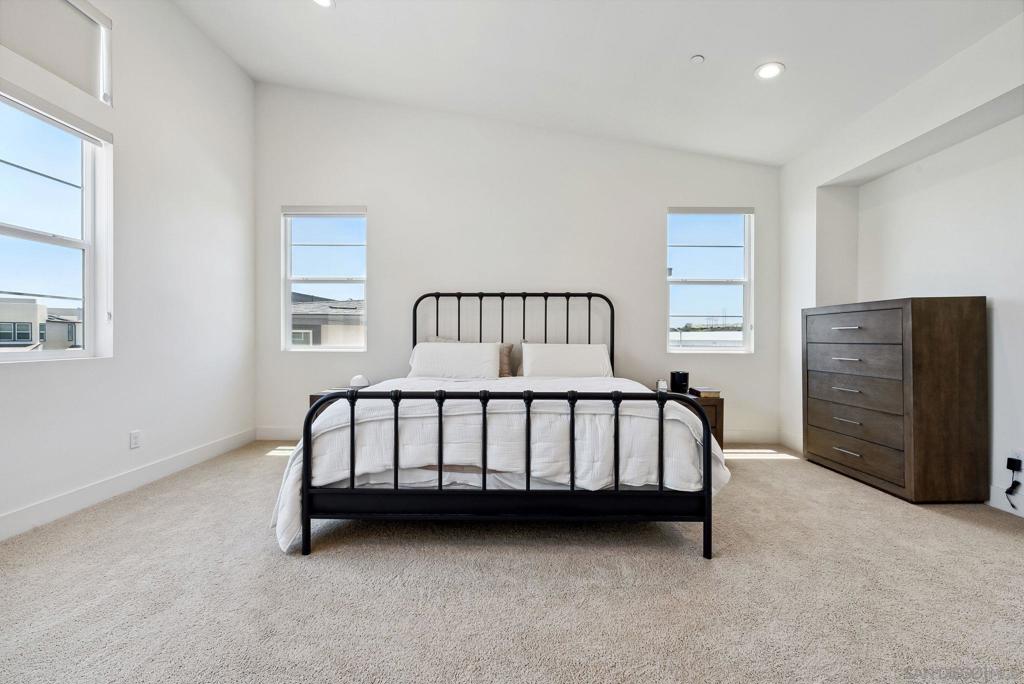 Mira Mesa - Residential