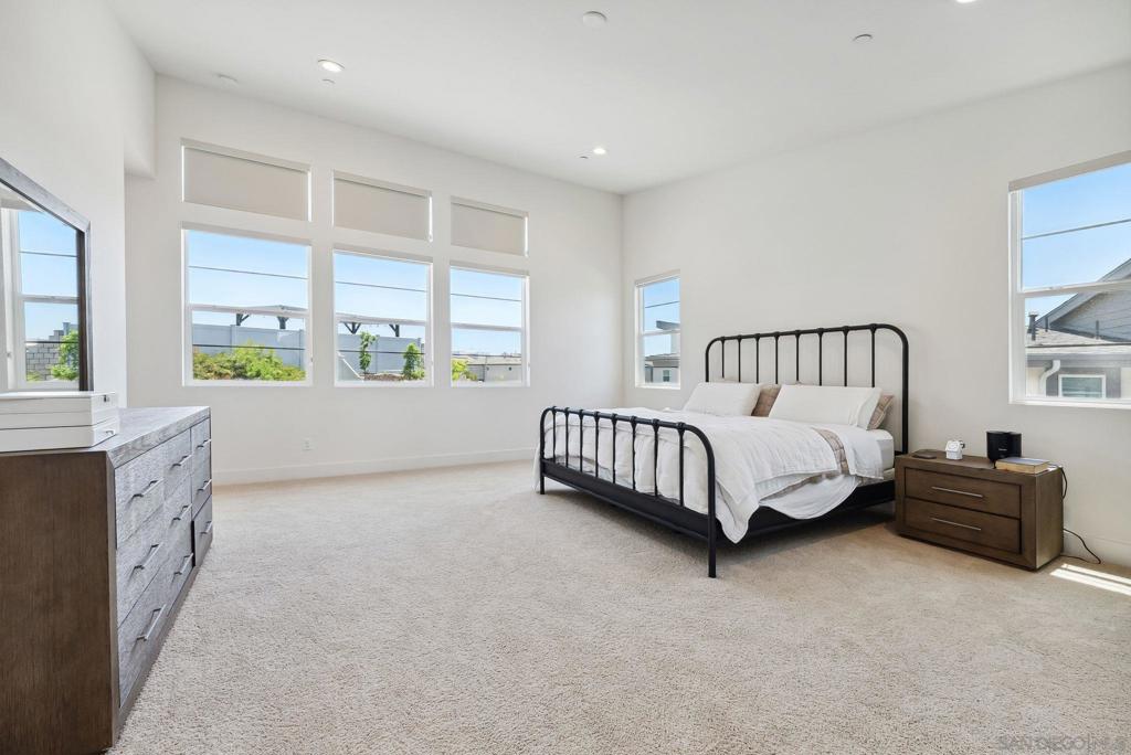 Mira Mesa - Residential