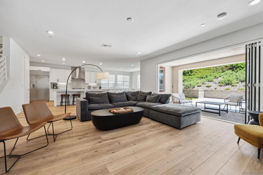 Mira Mesa - Residential