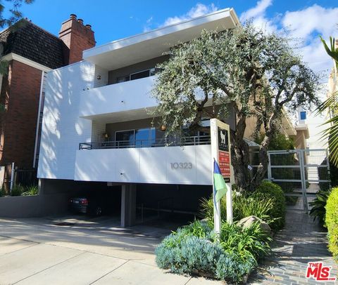 Photo of 10323 Missouri Avenue, Los Angeles, CA 90025 (MLS # 25627177)