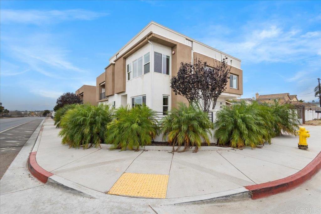 1251 Cypress Avenue
