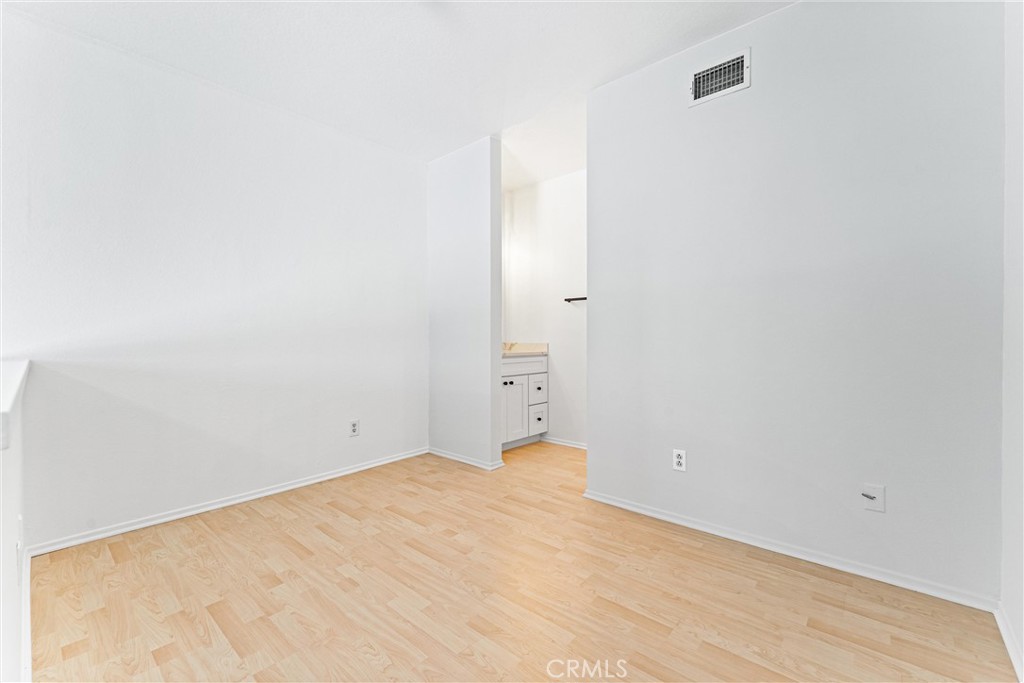 Expressions (RNE) - Residential Lease