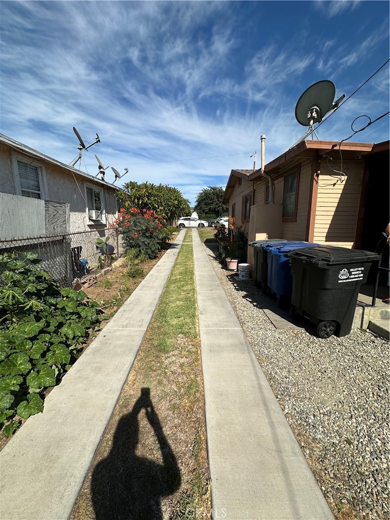 1259 S Alma
