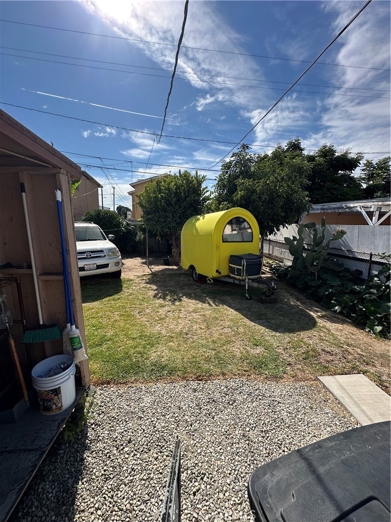 1259 S Alma
