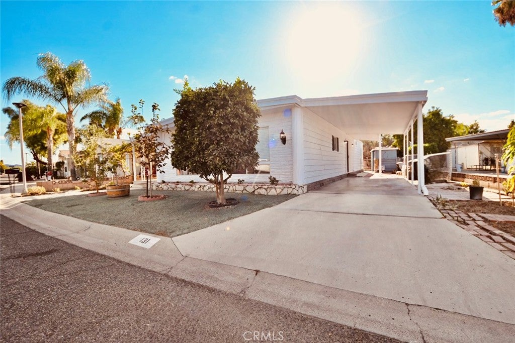 131 Santa Clara