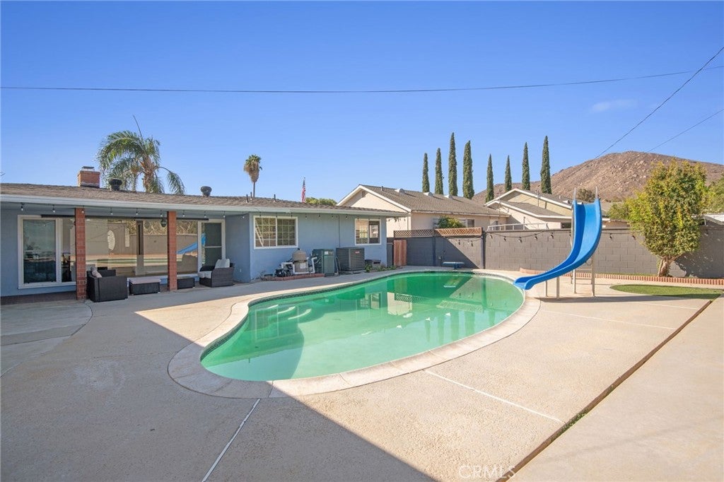 11461 Flower Street