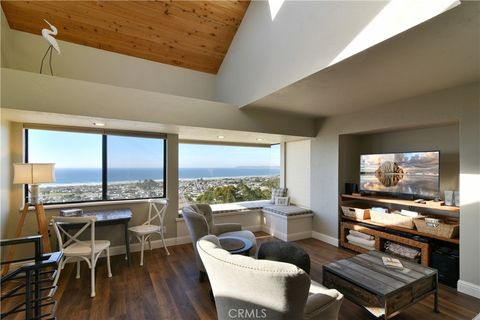 Tiny photo for 2640 Maple Ave, Morro Bay, CA 93442 (MLS # SC26053203)