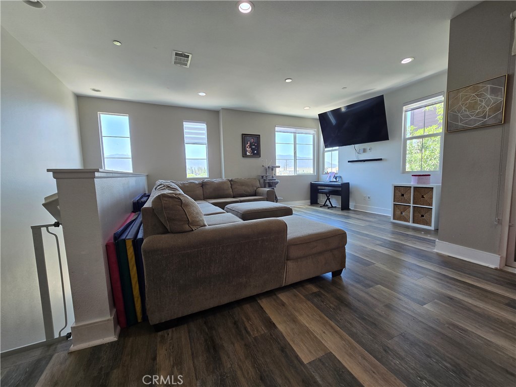 1014 Savi Drive 104