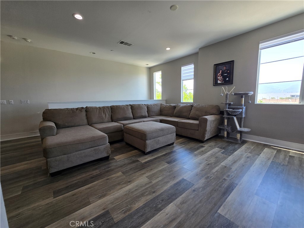 1014 Savi Drive 104