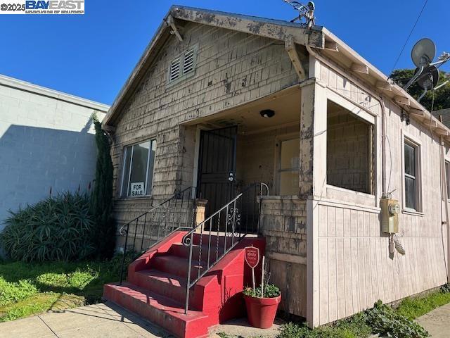 OAKLAND - Residential