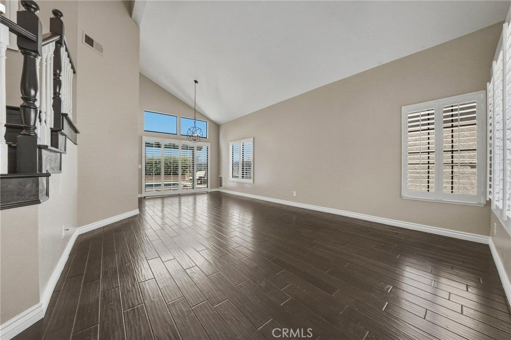 28707 Greenwood