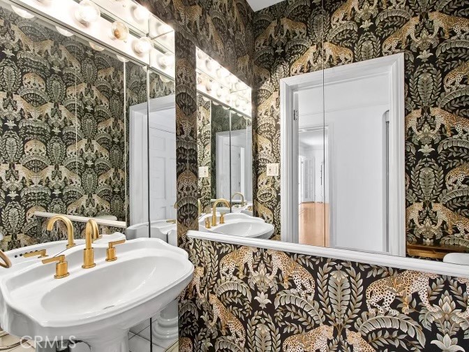 Custom - Residential Lease