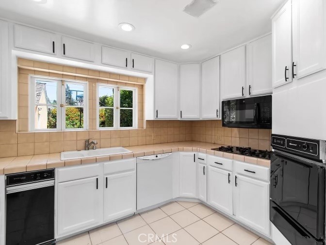 Custom - Residential Lease