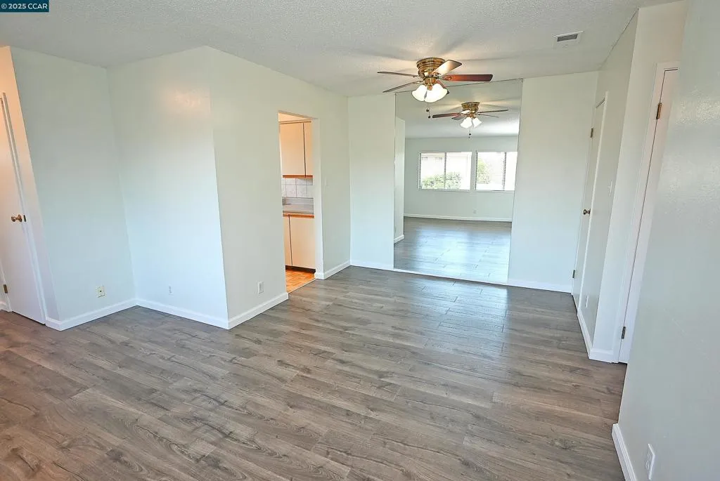 Concord, California 94518, United States, 2 Bedrooms Bedrooms, ,1 BathroomBathrooms,Residential,Active,84977