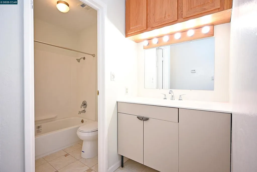 Concord, California 94518, United States, 2 Bedrooms Bedrooms, ,1 BathroomBathrooms,Residential,Active,84977