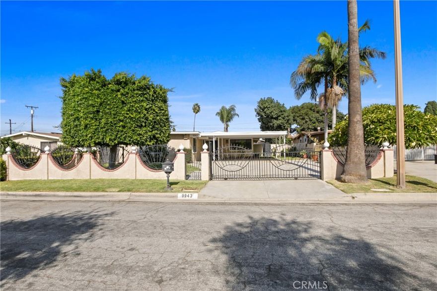 Tastefully remodeled single story home, situated in a highly desirable neighborhood of Whittier. Features a fully renovated kitchen with new quartz countertops, cabinets and backsplash. The breakfast bar overlooks the spacious living room and is equipped with a brand new slide-in range and hood. The garage was converted and is the perfect opportunity to be used as an ADU with it's own separate access. There is another den with plenty of natural lighting, perfect for a formal dining room. New flooring throughout, remodeled bathrooms with designer tile and custom shower door, three brand new ductless minisplits, and new recessed lighting throughout. Conveniently located to freeway access, don't miss out on this prime location.