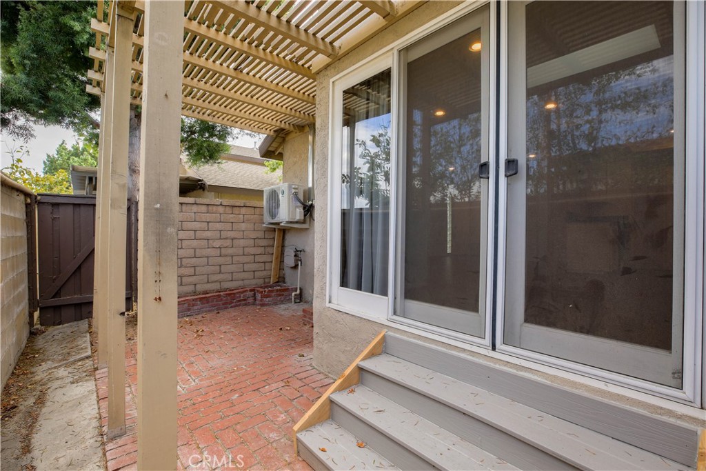 La Cuesta - Residential Lease