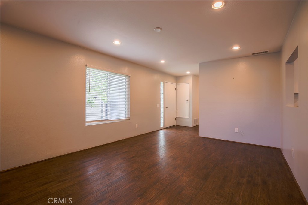 La Cuesta - Residential Lease