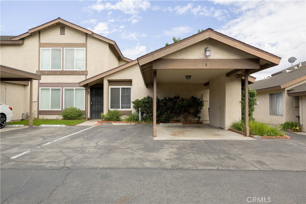 La Cuesta - Residential Lease