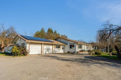 Photo of 1555 Lyle Ln, Paso Robles, CA 93446 (MLS # NS26017445)