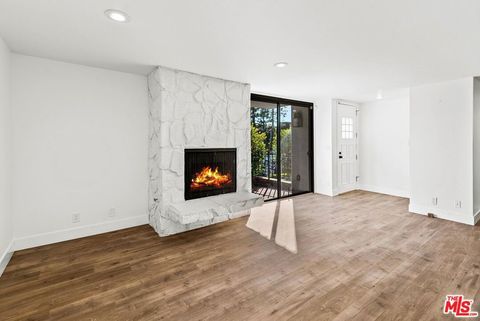 Photo of 8105 Redlands Street #103, Playa Del Rey, CA 90293 (MLS # 26636787)