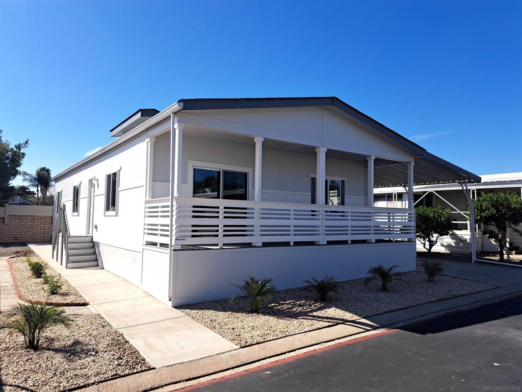 1401 W El Norte Parkway Pkwy