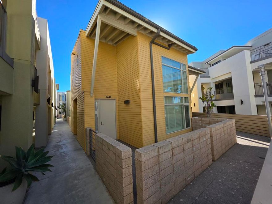 Live the coastal lifestyle in this stunning townhouse-style unit in Seahaus La Jolla, perfectly located in the heart of Bird Rock. This bright and spacious home features 1 bedroom plus an optional loft style bedroom with its own full bath and closet. This gives you a flexible living space for guests, an office, or a cozy retreat. Enjoy being just two blocks from the beach, with no neighbors above or below for added privacy. The Seahaus community offers resort-style amenities including a pool, spa, and full gym. Convenience is key with two garaged parking spaces, a storage unit, an EV charger, and easy access to top-rated schools, boutique shopping, and local dining.  A rare opportunity to enjoy the best of Bird Rock living!