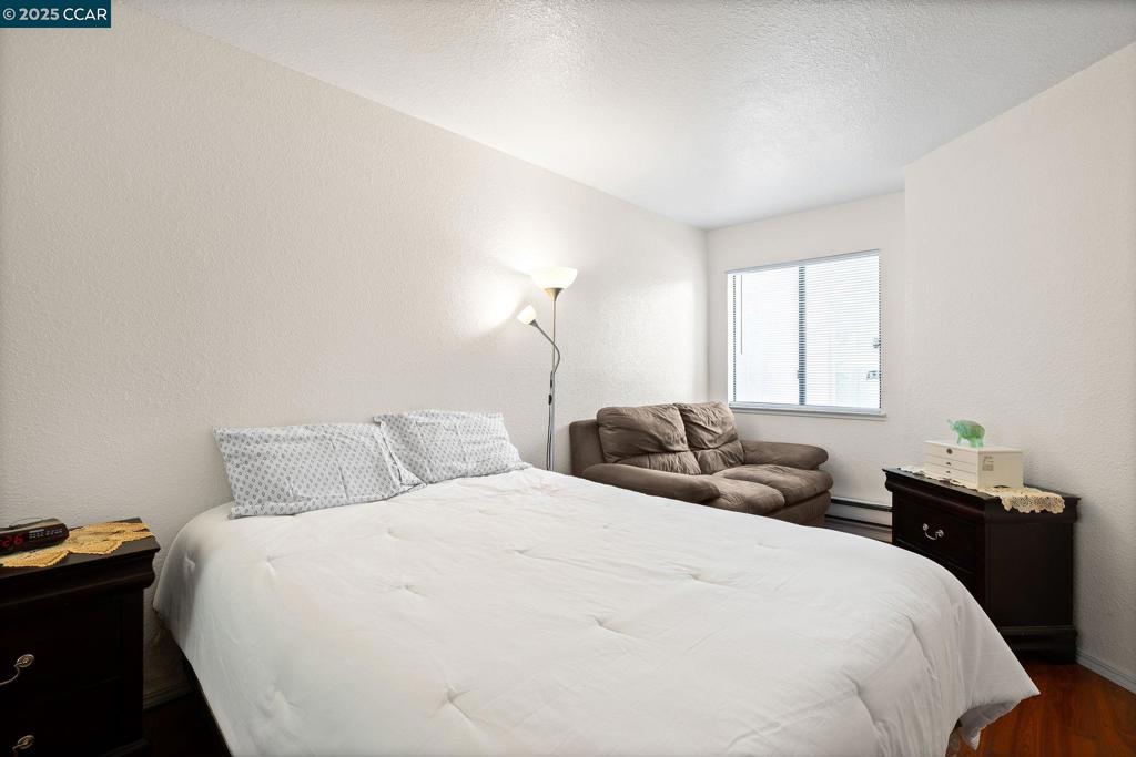 BAY POINTE - Residential