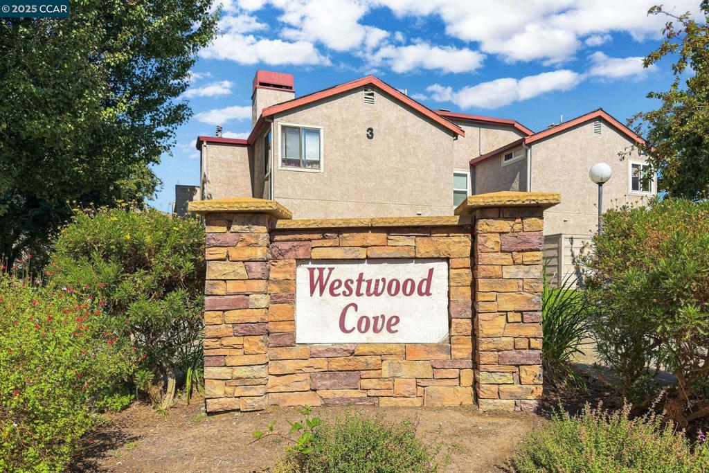 BAY POINTE - Residential